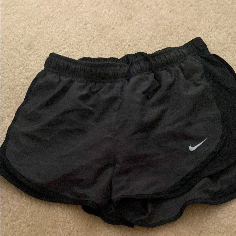 Nike Black Athletic Shorts Lightweight Moisture-Wicking